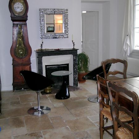 Le Marais 3 Bedrooms Apt ปารีส ภายนอก รูปภาพ
